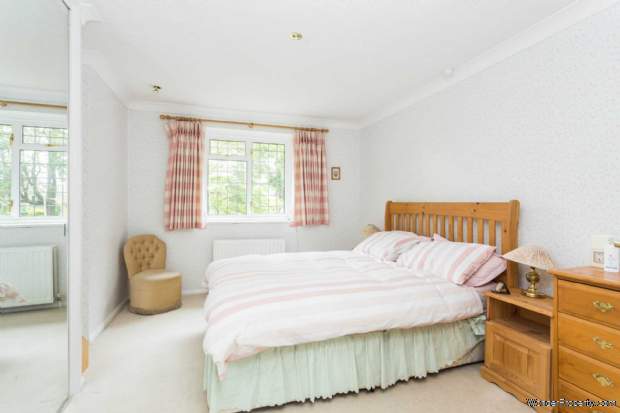 Additional Property Image 4 bedroom House for sale in Hemel Hempstead 9