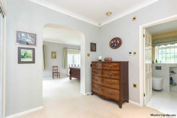 Additional Property Image 4 bedroom House for sale in Hemel Hempstead 14