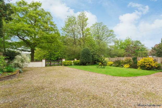 Additional Property Image 4 bedroom House for sale in Hemel Hempstead 17