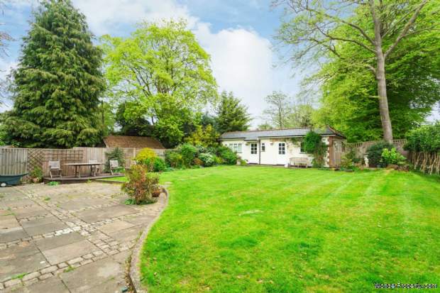 Additional Property Image 4 bedroom House for sale in Hemel Hempstead 18