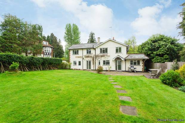 Additional Property Image 4 bedroom House for sale in Hemel Hempstead 19