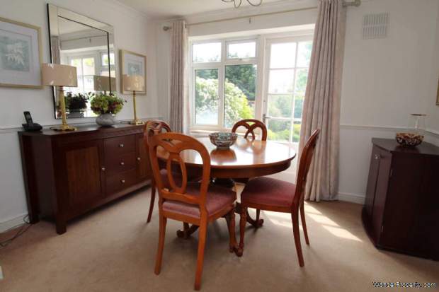 Additional Property Image 3 bedroom House for sale in Hemel Hempstead 4