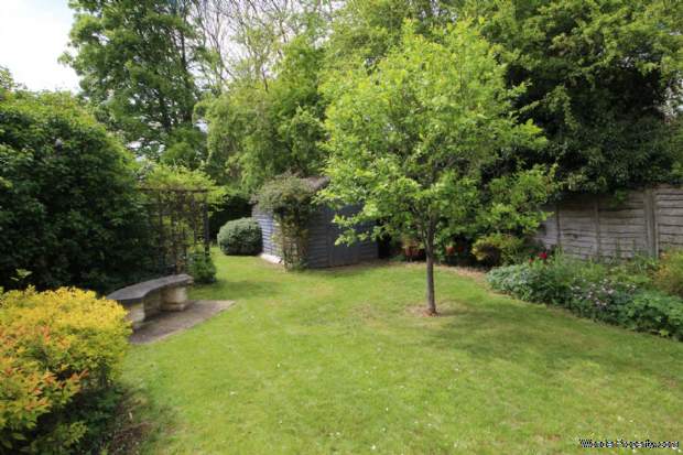Additional Property Image 3 bedroom House for sale in Hemel Hempstead 10