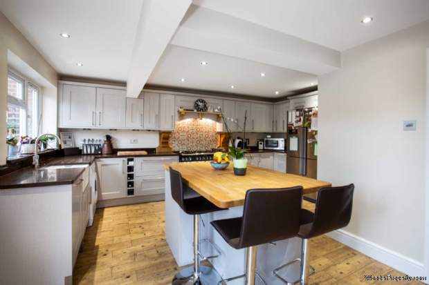 Additional Property Image 4 bedroom Semi Detached for sale in Hemel Hempstead 2