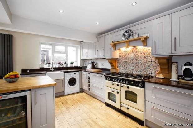 Additional Property Image 4 bedroom Semi Detached for sale in Hemel Hempstead 6
