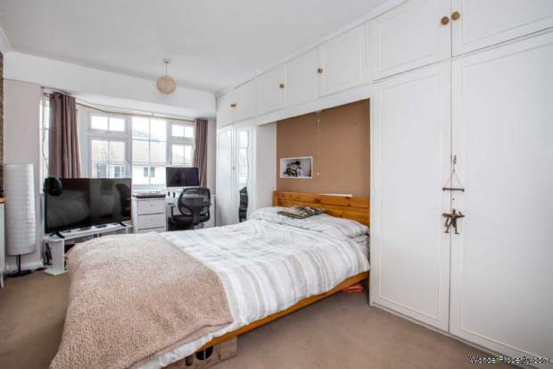 Additional Property Image 4 bedroom Semi Detached for sale in Hemel Hempstead 9