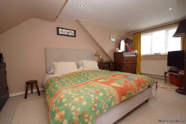 Additional Property Image 4 bedroom Terraced for sale in Hemel Hempstead 5