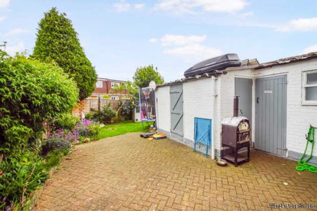 Additional Property Image 4 bedroom Terraced for sale in Hemel Hempstead 13
