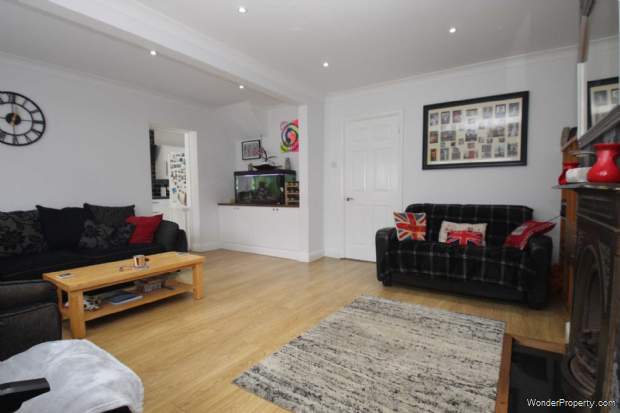 Additional Property Image 4 bedroom House for sale in Hemel Hempstead 2