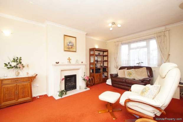 Additional Property Image 3 bedroom Semi Detached for sale in Hemel Hempstead 8