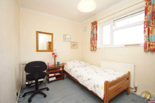 Additional Property Image 3 bedroom Semi Detached for sale in Hemel Hempstead 15