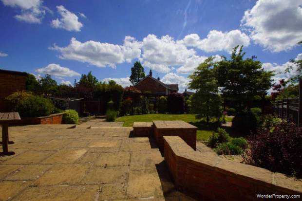 Additional Property Image 3 bedroom Semi Detached for sale in Hemel Hempstead 17