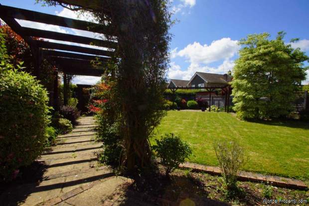 Additional Property Image 3 bedroom Semi Detached for sale in Hemel Hempstead 18