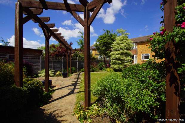 Additional Property Image 3 bedroom Semi Detached for sale in Hemel Hempstead 20