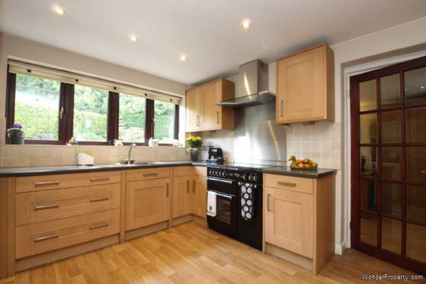 Additional Property Image 4 bedroom Detached for sale in Hemel Hempstead 4