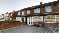 4 bedroom House for sale in Luton