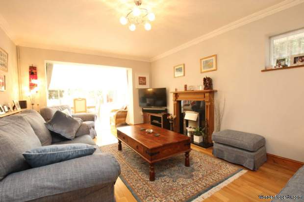 Additional Property Image 4 bedroom Detached Bungalow for sale in Hemel Hempstead 10