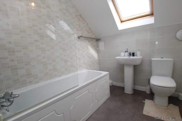 Additional Property Image 3 bedroom House for sale in Hemel Hempstead 9