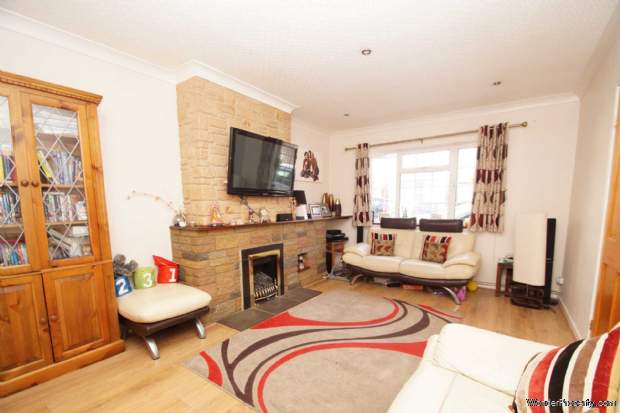 Additional Property Image 4 bedroom Semi Detached for sale in Hemel Hempstead 4