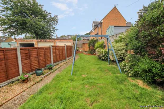 Additional Property Image 4 bedroom Semi Detached for sale in Hemel Hempstead 6