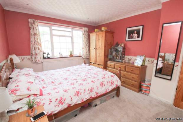 Additional Property Image 4 bedroom Semi Detached for sale in Hemel Hempstead 7