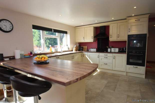 Additional Property Image 4 bedroom Detached for sale in Hemel Hempstead 2
