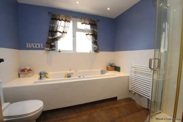 Additional Property Image 4 bedroom Detached for sale in Hemel Hempstead 8