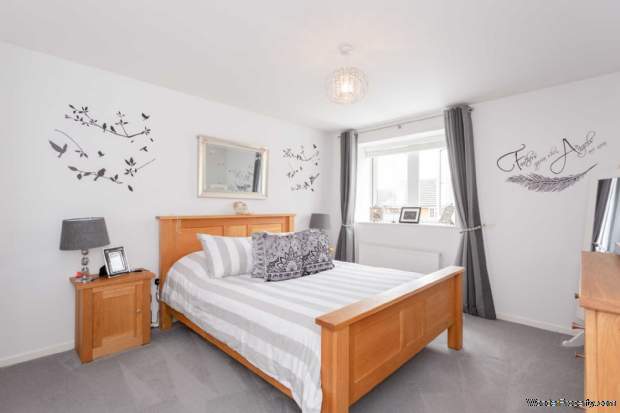 Additional Property Image 4 bedroom Detached for sale in Hemel Hempstead 4