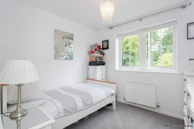 Additional Property Image 4 bedroom Detached for sale in Hemel Hempstead 7