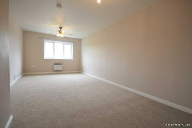 Additional Property Image 2 bedroom Flat for sale in Dunstable 4
