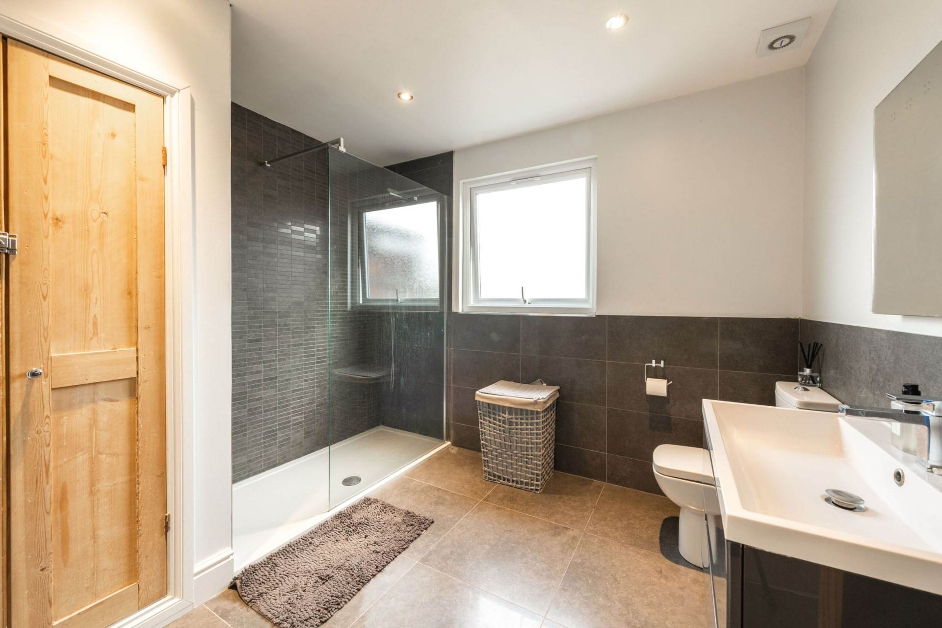 Additional Property Image 4 bedroom Semi Detached for sale in Enfield 13