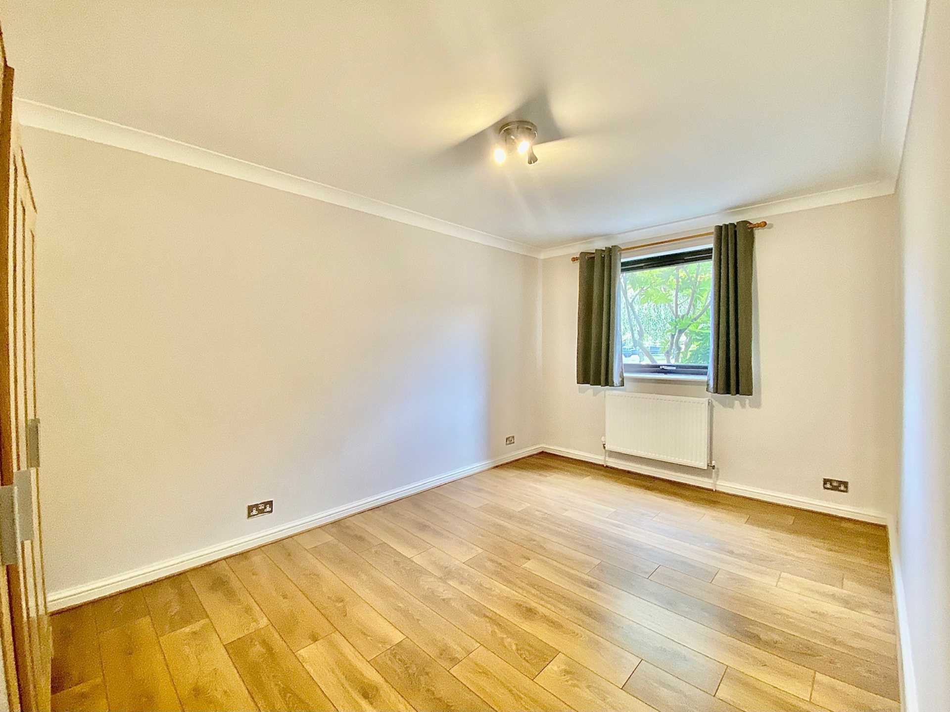 Additional Property Image 2 bedroom Flat to rent in London 4