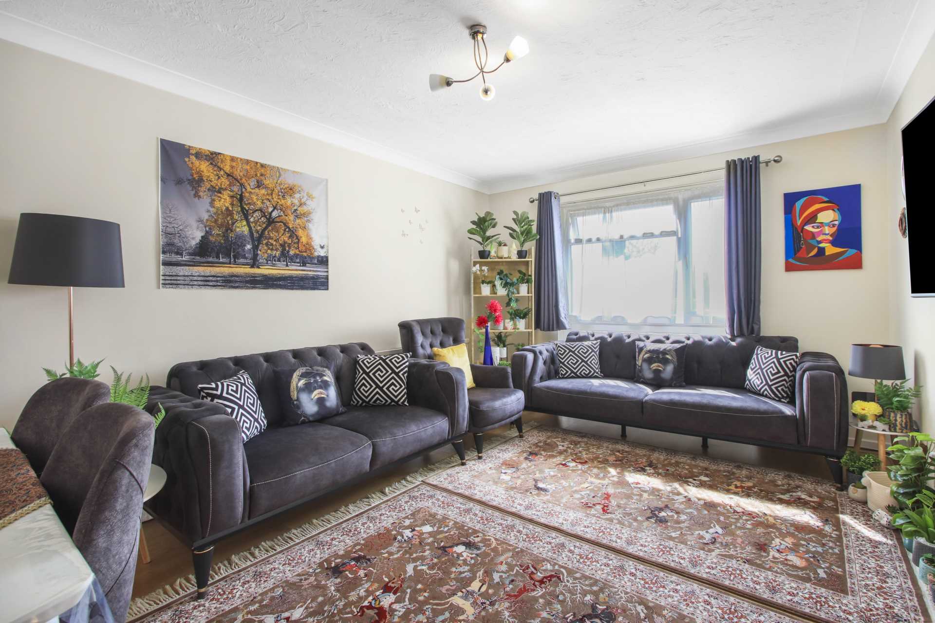 Additional Property Image 2 bedroom Flat for sale in Barnet 3