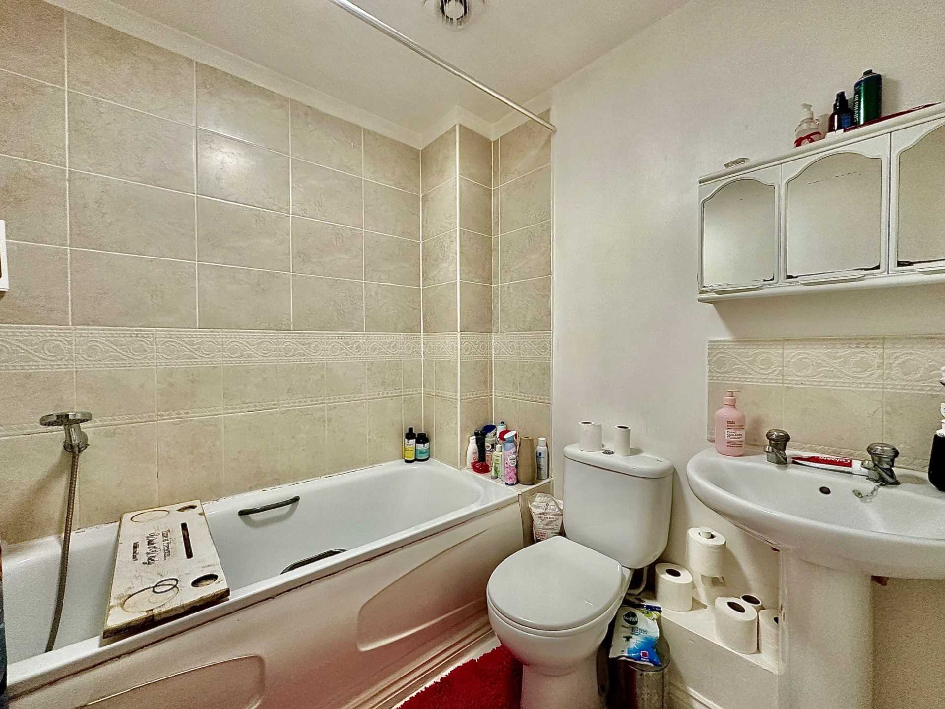 Additional Property Image 2 bedroom Flat to rent in London 7