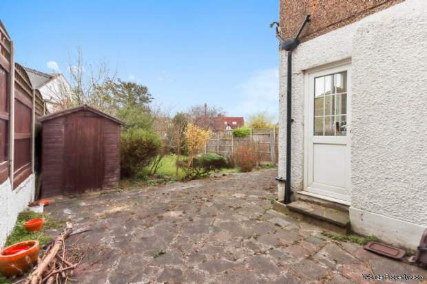 Additional Property Image 3 bedroom Semi Detached for sale in London 12