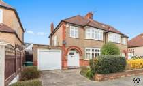 3 bedroom Semi Detached for sale in London