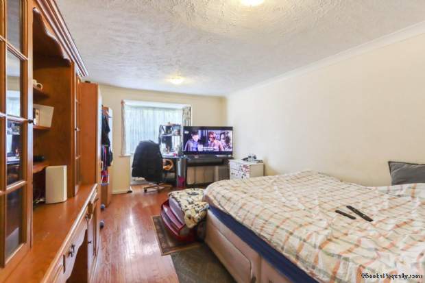 Additional Property Image 3 bedroom Detached for sale in London 3