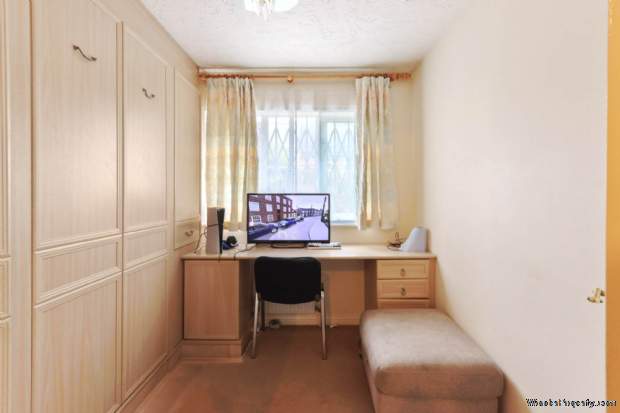 Additional Property Image 3 bedroom Detached for sale in London 10