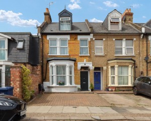 3 bedroom Terraced for sale in London