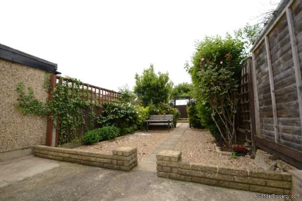 Additional Property Image 2 bedroom End of Terrace to rent in London 10