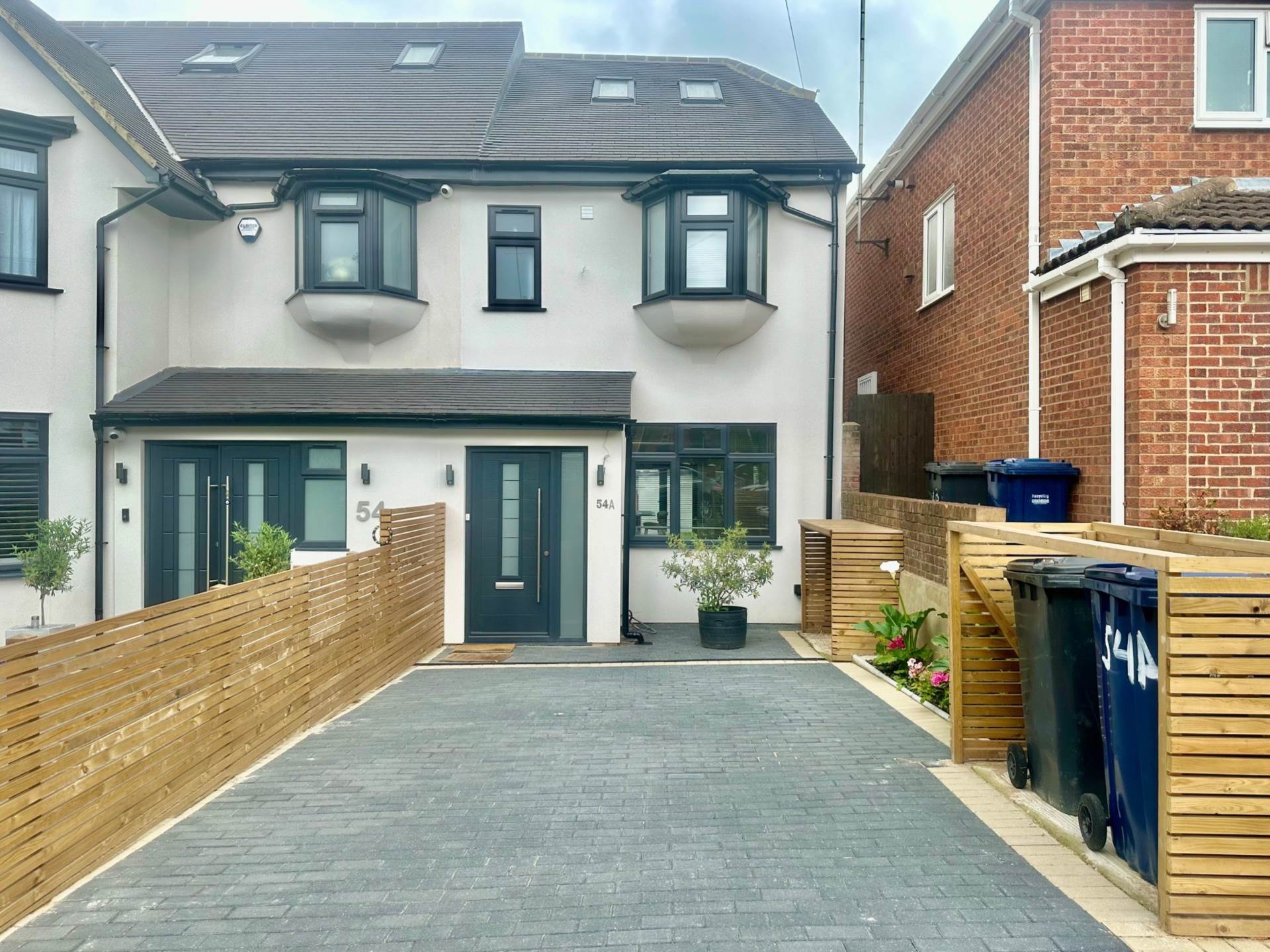 Additional Property Image 3 bedroom End of Terrace to rent in London 2