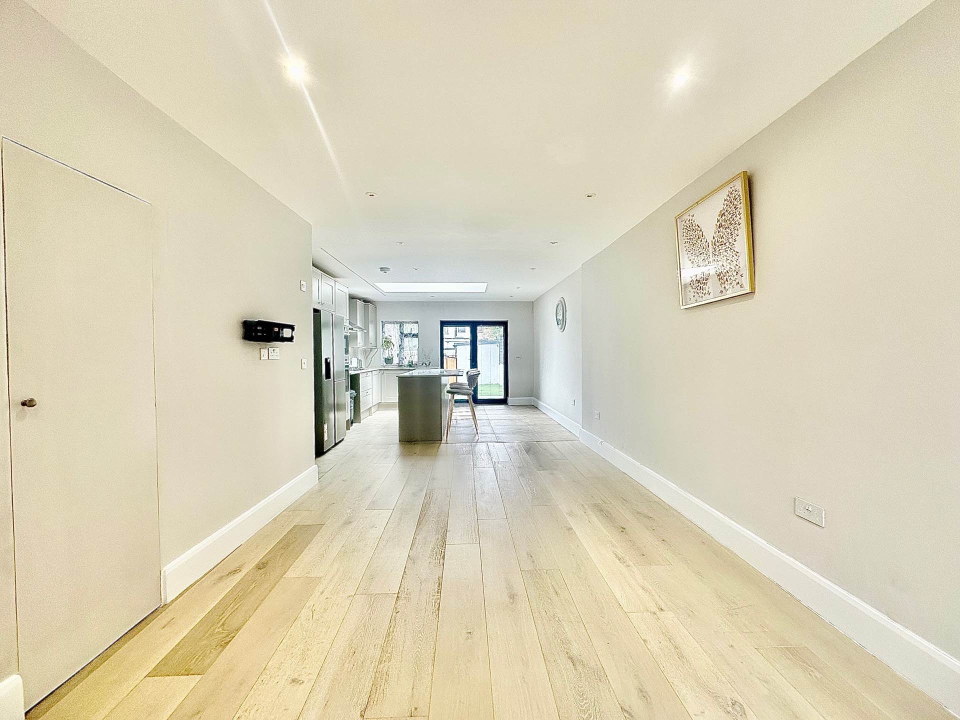 Additional Property Image 3 bedroom End of Terrace to rent in London 3