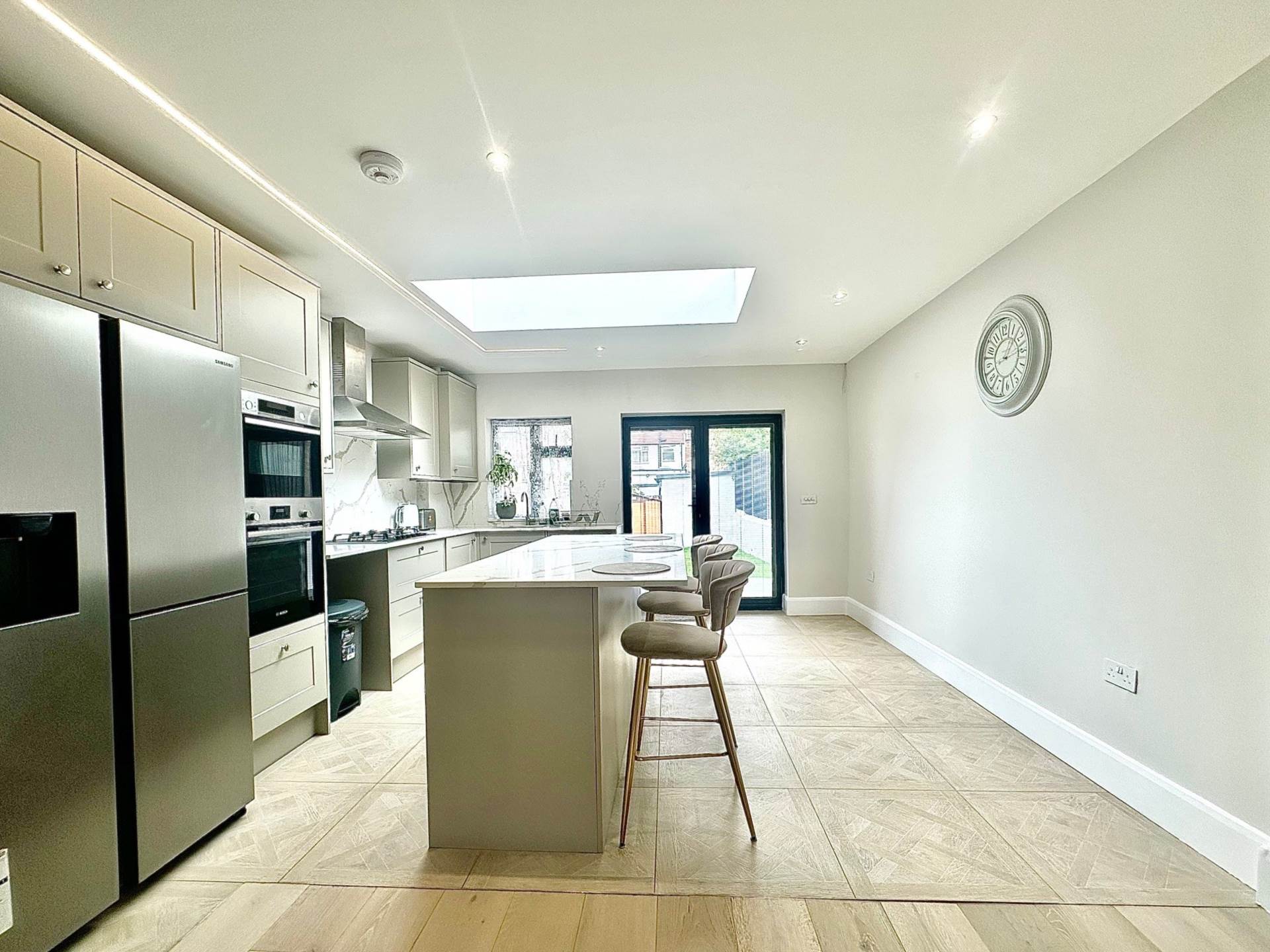 Additional Property Image 3 bedroom End of Terrace to rent in London 6