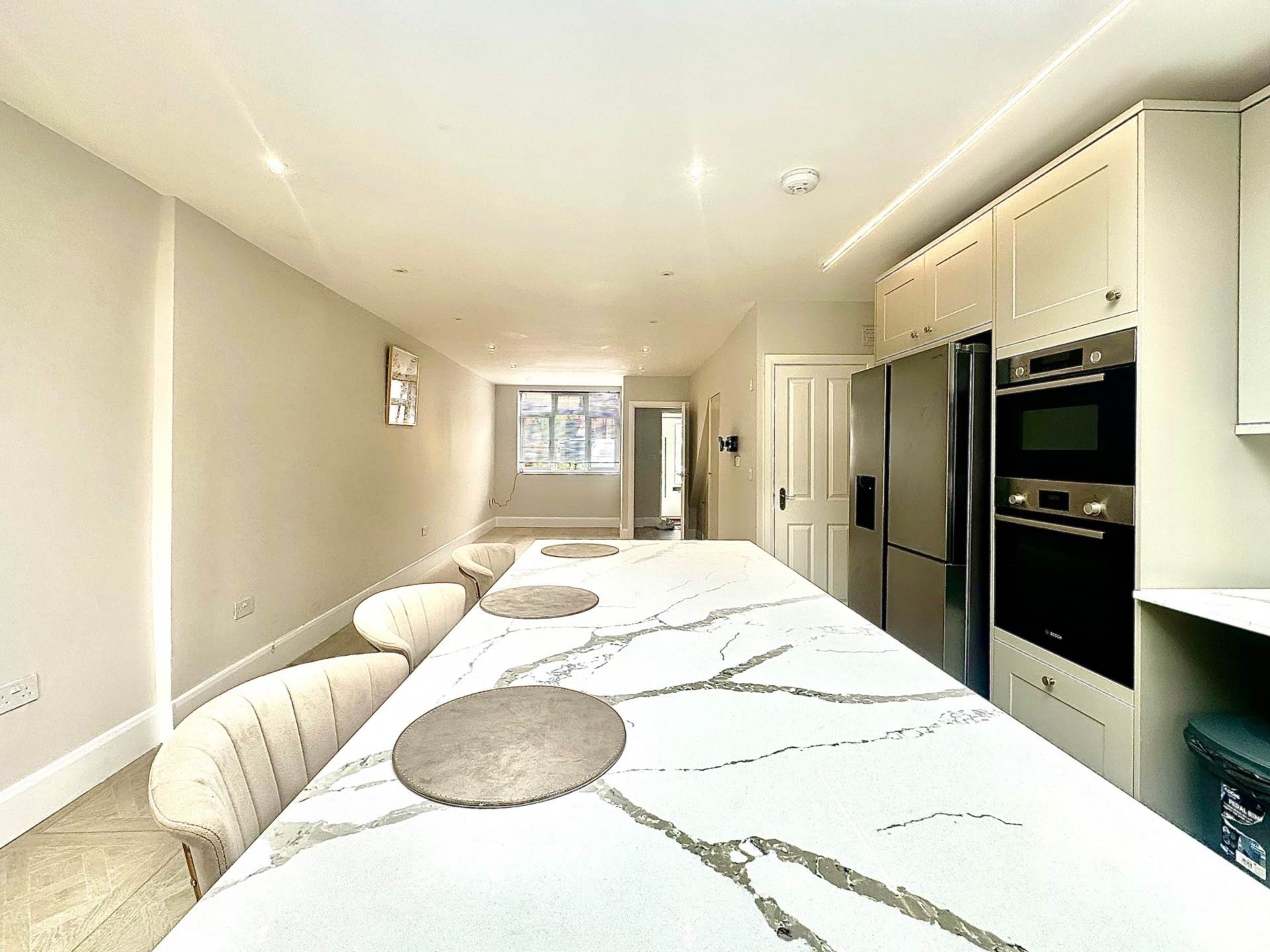 Additional Property Image 3 bedroom End of Terrace to rent in London 8