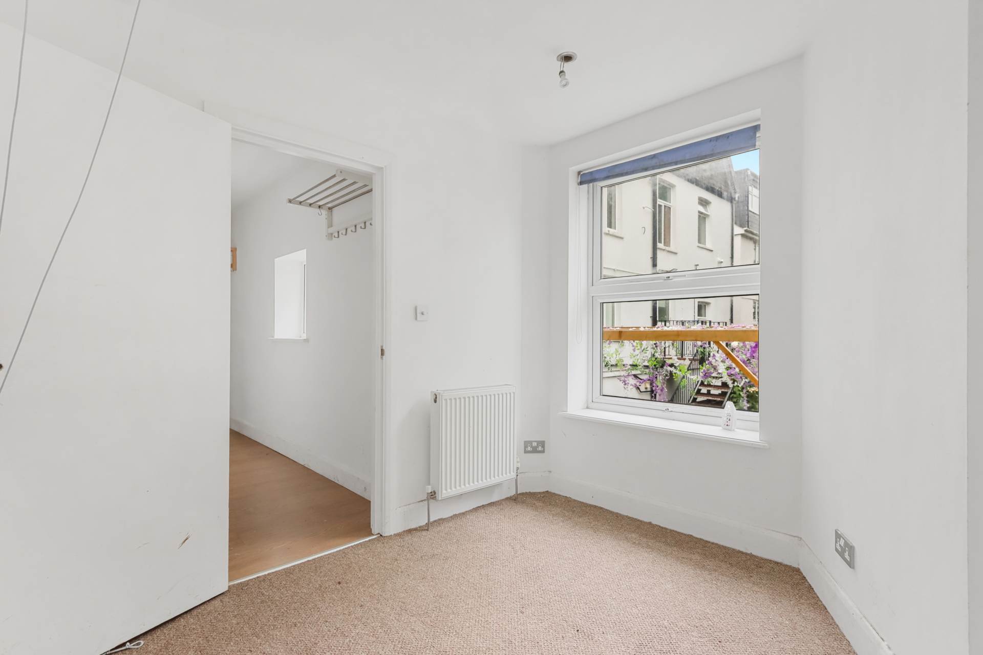 Additional Property Image 2 bedroom Flat for sale in London 5