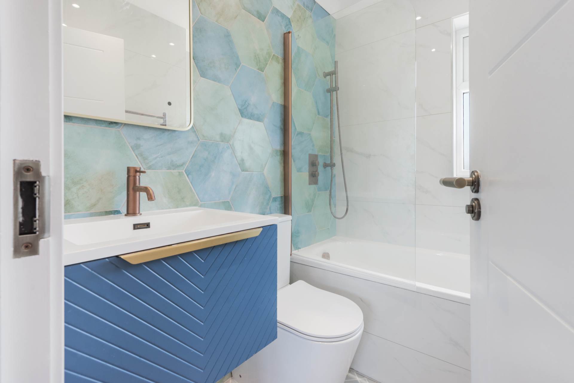 Additional Property Image 3 bedroom Terraced for sale in London 8