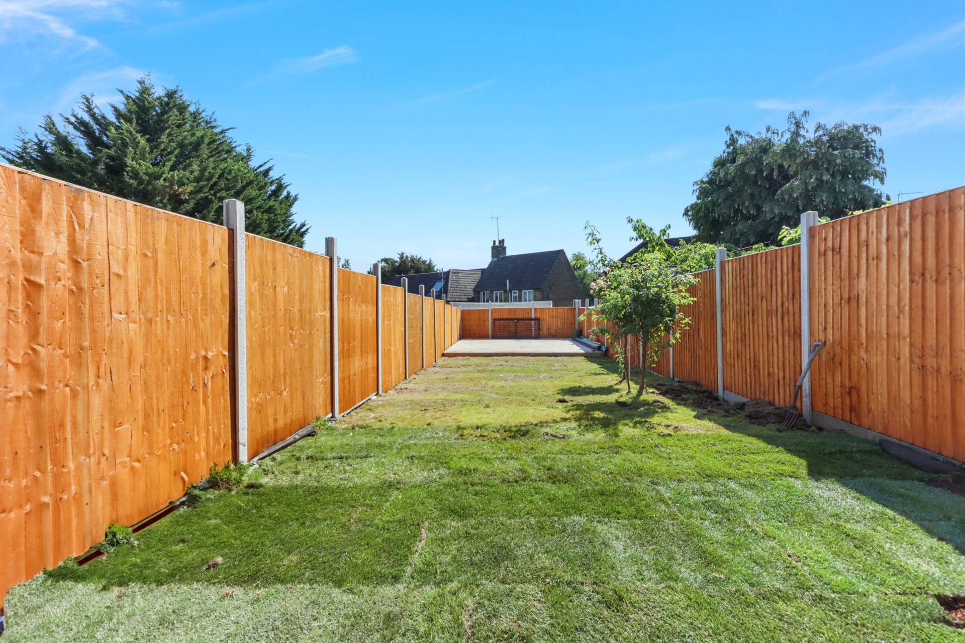 Additional Property Image 2 bedroom End of Terrace for sale in London 10