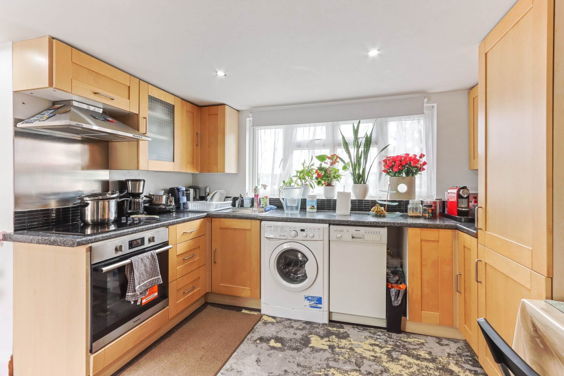 Additional Property Image 2 bedroom Flat for sale in London 4
