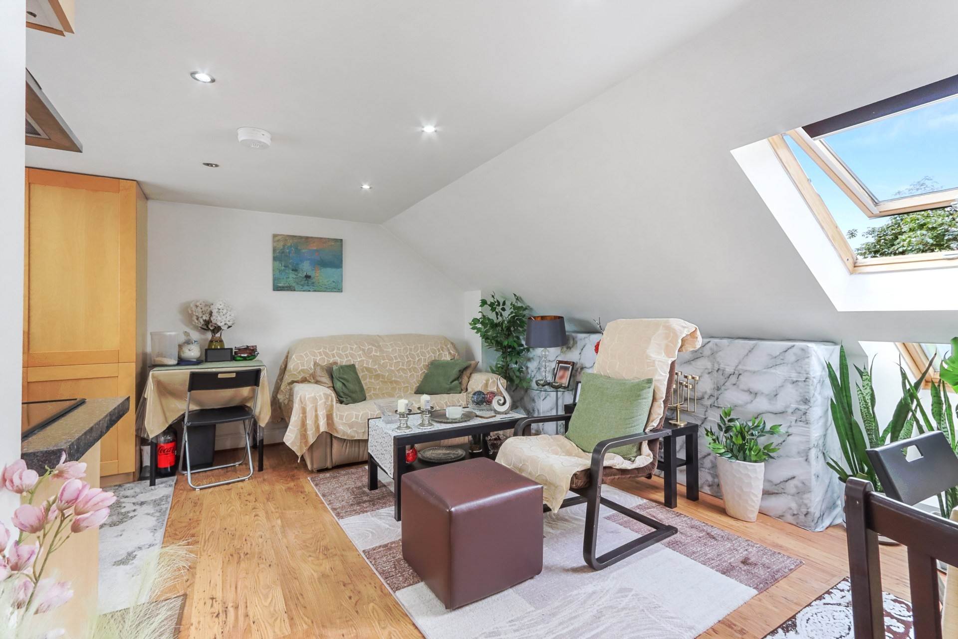 Additional Property Image 2 bedroom Flat for sale in London 5