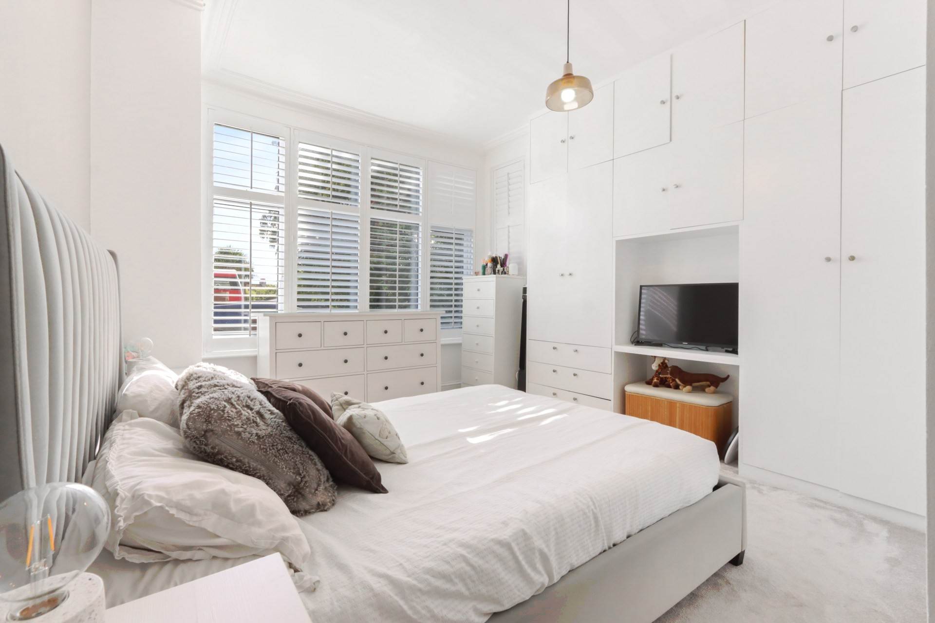 Additional Property Image 2 bedroom Flat for sale in London 6